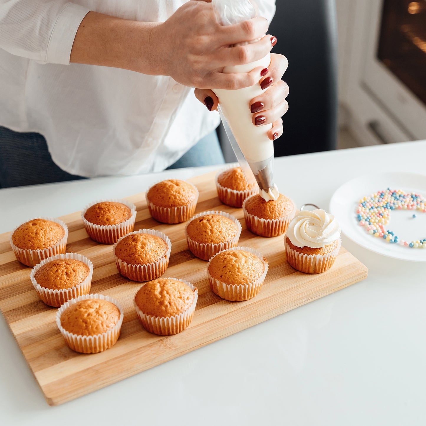 500pcs Paper Cupcake Liners Standard Size White